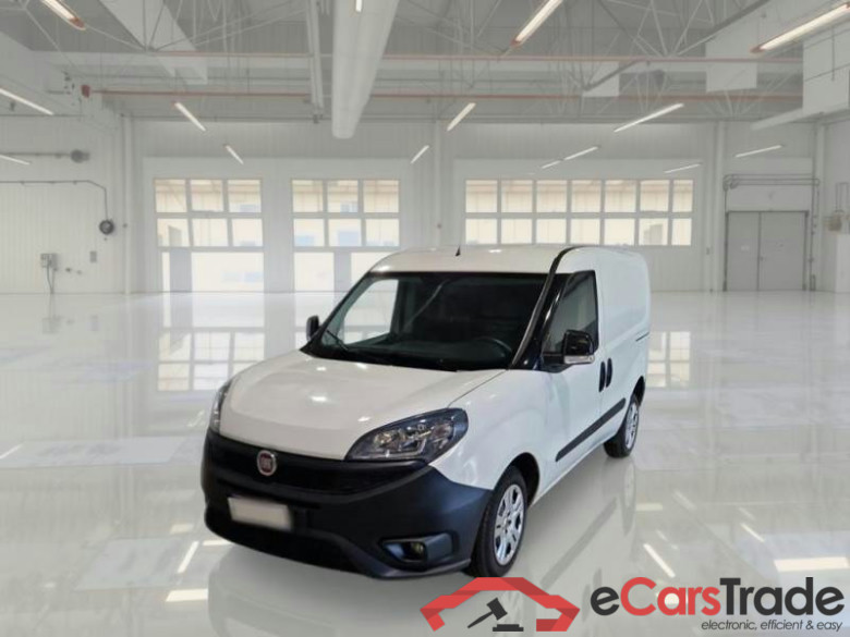FIAT DOBLÒ CARGO / 2014 / 4P / VETT. FURGONATA CH1 LOUNGE 1.6 MJET 90CV E6D-F SeS #1