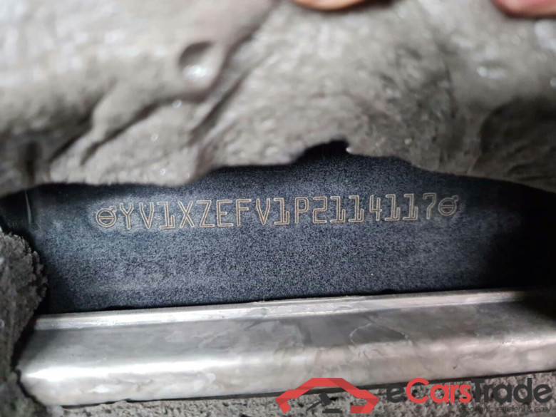 VOLVO XC40 RECHARGE CORE #6