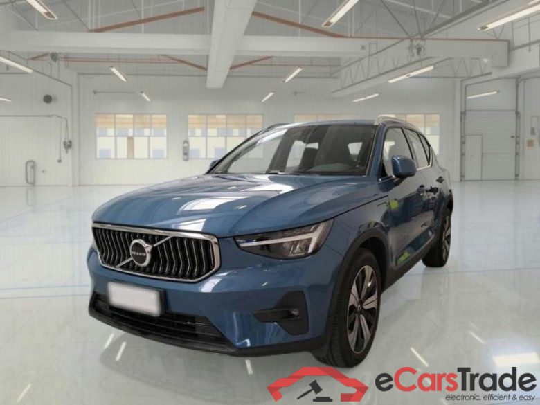 VOLVO XC40 / 2021 / 5P / Fuoristrada T4 Recharge Plug-in auto Ultim Bright N1 #1