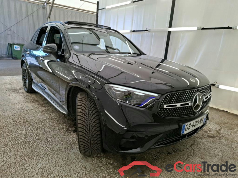 MERCEDES-BENZ GLC / 2022 / 5P / SUV GLC 300 de AMG Line 4MATIC #4