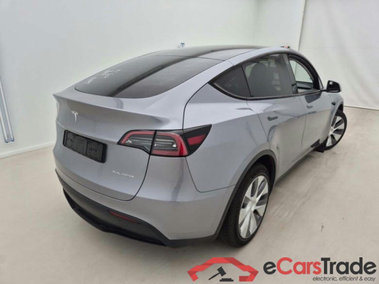 Tesla Model Y Long Range Dualmotor AWD  #2