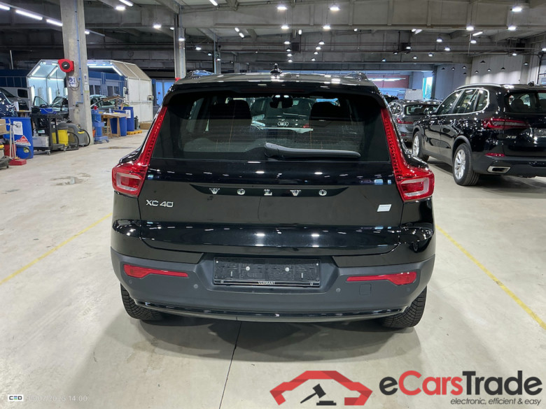 VOLVO XC40 BEV 70KWH RECHARGE CORE #5