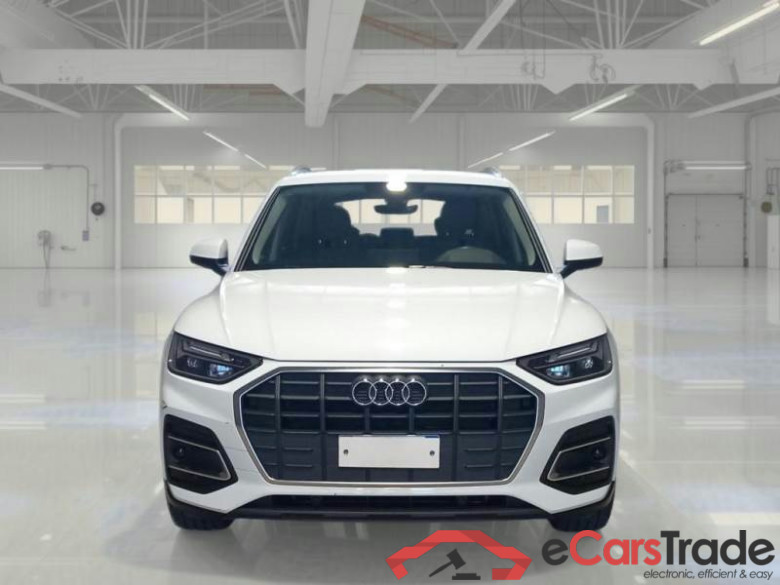 AUDI Q5 / 2020 / 5P / SUV 35 TDI BUSINESS S TRONIC #6