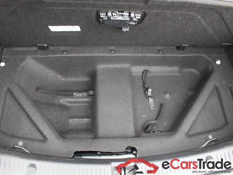 E -Klasse Lim. E 300 de 4Matic (213.011)Avantgarde 2.0 225KW AT9 E6d #2