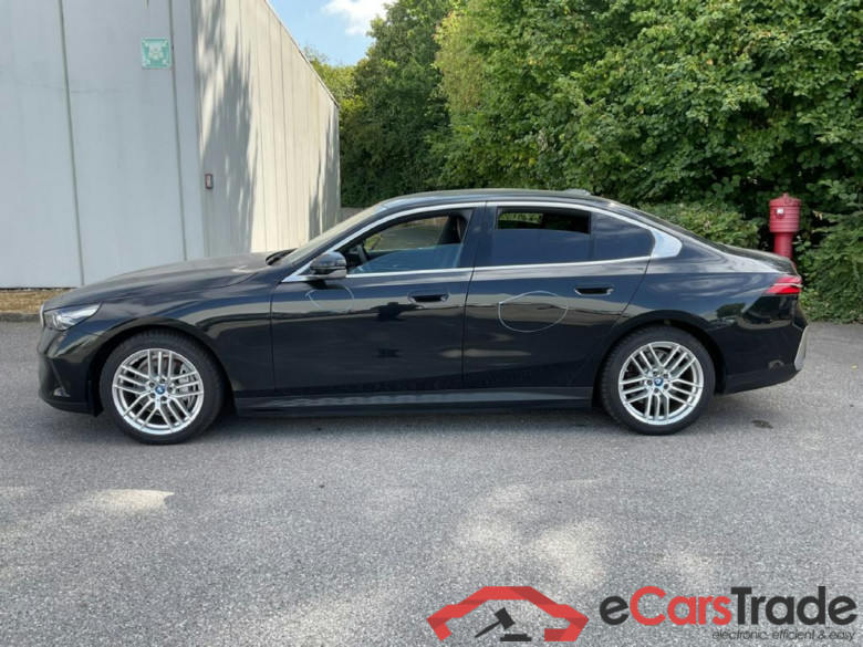 BMW i5 eDrive40 Lim. Electric 340hp #4