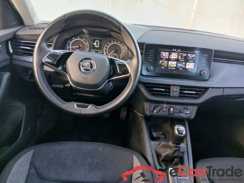 SKODA Scala / 2019 / 5P / berlina con portón 1.0 TSI 81KW (110CV) Active #3