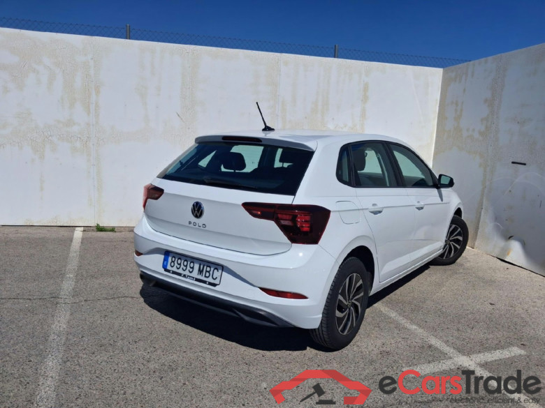 VOLKSWAGEN Polo / 2021 / 5P / berlina con portón Life 1.0 TSI 70kW (95CV) #2