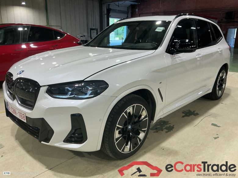 BMW IX3 80KWH AUTO