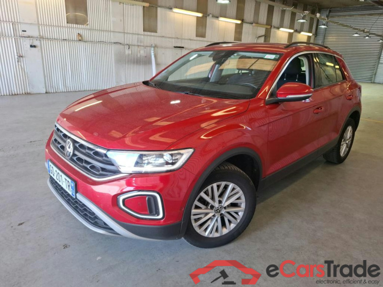 Volkswagen T-Roc 1.5 TSI 150Hp Aut. IQ-Light Virtual ACC Navi KeylessGo Camera Klima PDC ... #1