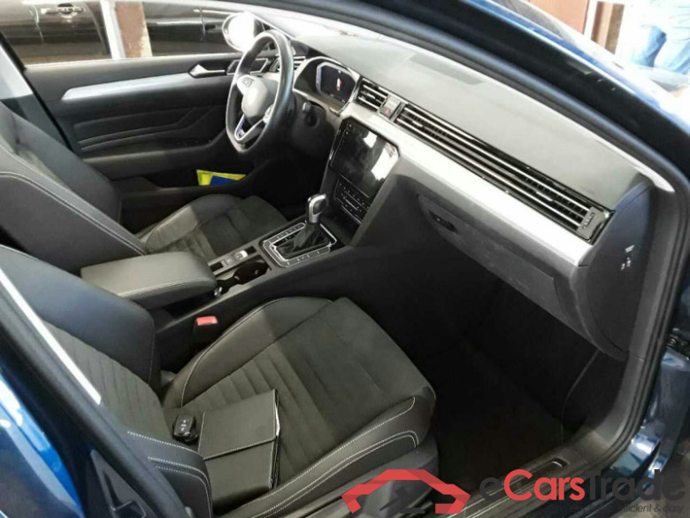 Volkswagen Passat  #6