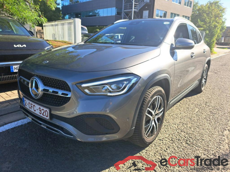 Mercedes GLA 250e Plug-In Hybrid Aut. LED Ambient Widescreen Navi 1/2 Sport-Leather KeylessGo Camera Klima PDC ... #1