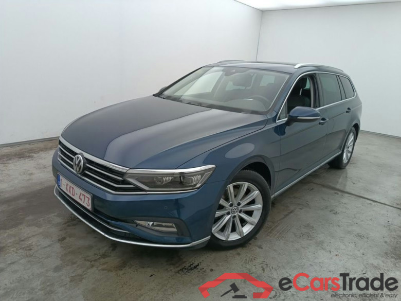 Volkswagen Passat Variant 1.6 TDI SCR DSG7 Elegance Business 5d #1