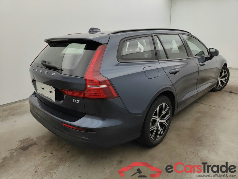 Volvo V60 B3 Essential DCT 5d #2