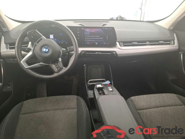 BMW iX1 / 2022 / 5P / SUV xDrive30 xLine #6
