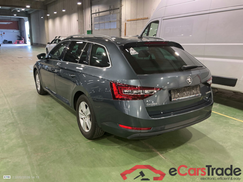 SKODA SUPERB COMBI DIESEL - 2015 2.0 CR TDi Ambition DSG #3