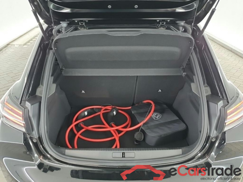 PEUGEOT e-208 GT 50kWh 136 5D #5