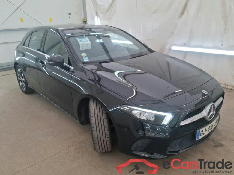 MERCEDES-BENZ Classe A Compact / 2018 / 5P / Berline A 180 d Business Line 8G-DCT #4