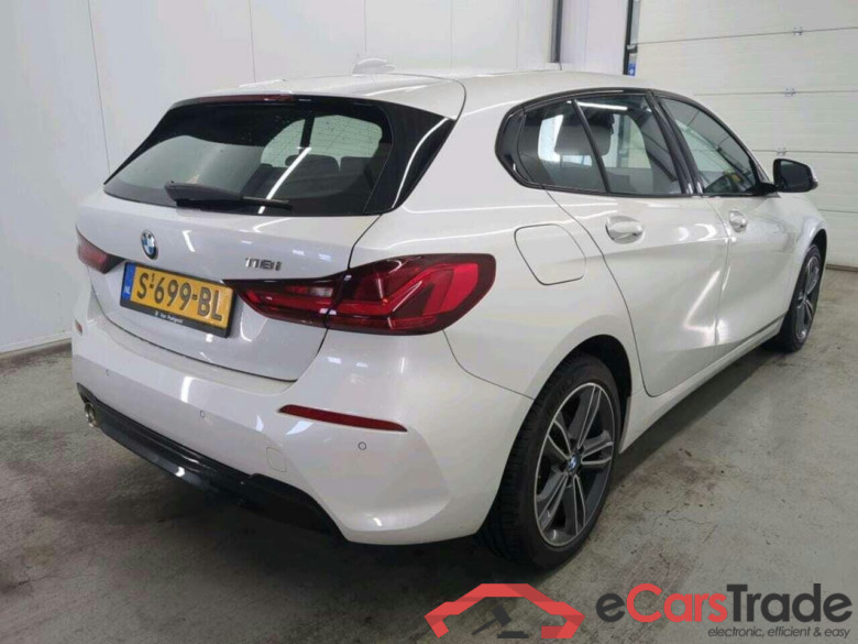 BMW 1-serie 118i Intro Ed. #2