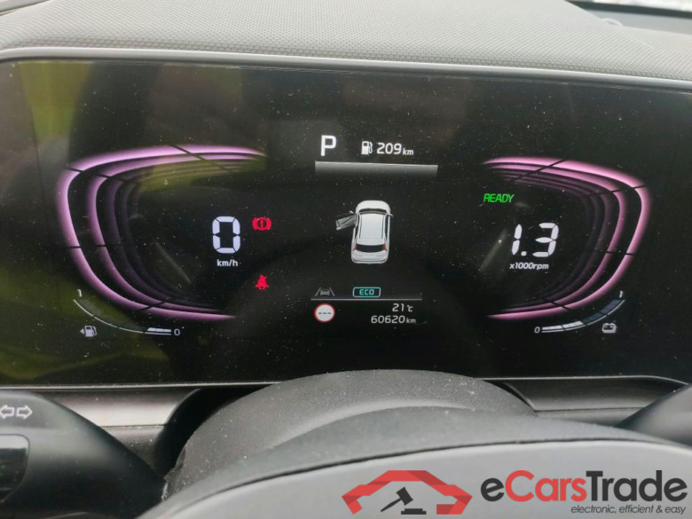 KIA Niro / 2022 / 5P / crossover 1.6 GDi HEV 104kW (141CV) Drive #4