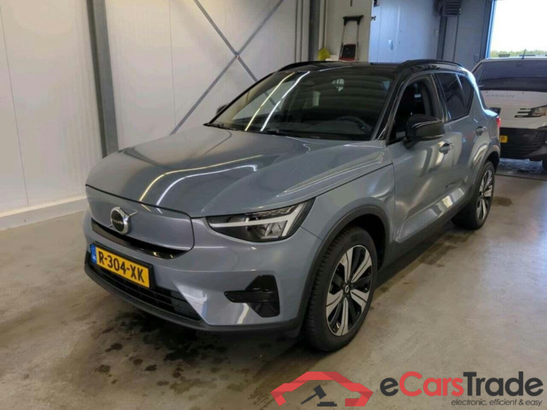 VOLVO XC40 Recharge Plus 70 kWh #1