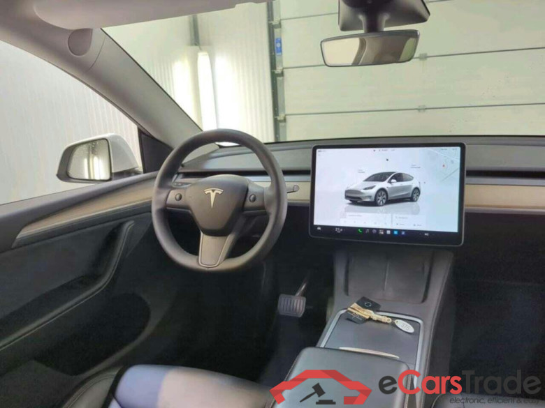 Tesla Model Y Long Range AWD 75kWh #3