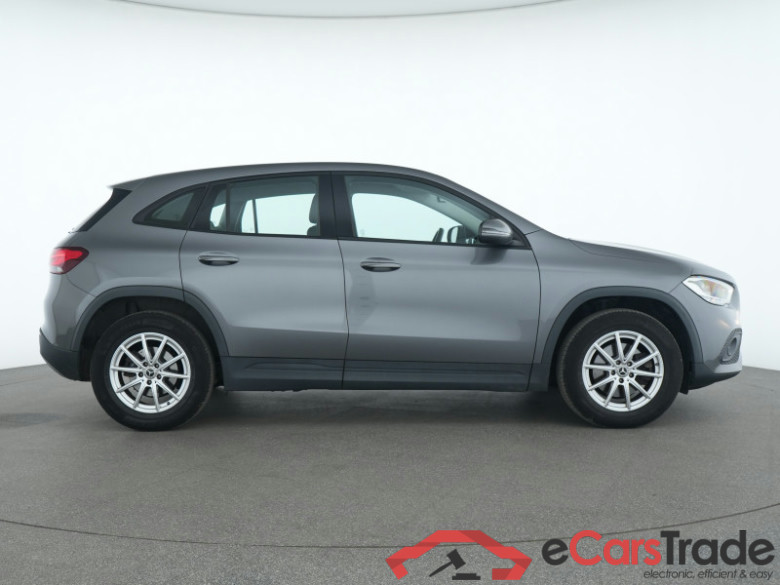 Mercedes-Benz GLA (Inzahlungnahme MwSt. ausweisbar) 200 d EU6d, 4Matic #4