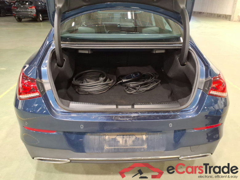 MERCEDES-BENZ CLA 1.3 CLA 250 E BUSINESS SOLUTION DCT #3