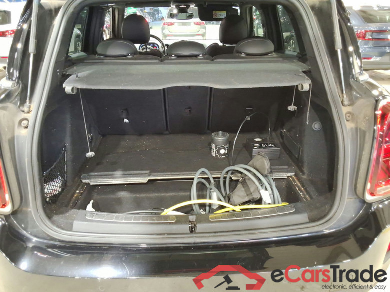 MINI COUNTRYMAN 1.5 COOPER S E 4WD AUTO #3