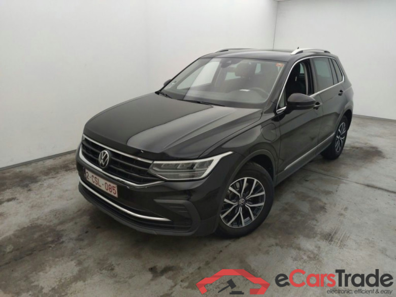 Volkswagen Tiguan 1.4 eHybrid DSG Life 5d