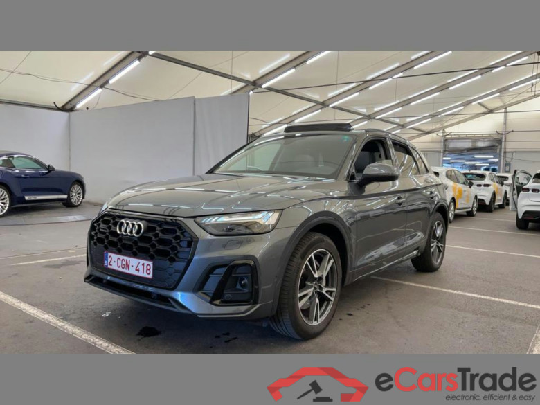 AUDI Q5 PHEV 50 TFSIe Quattro S line S tronic