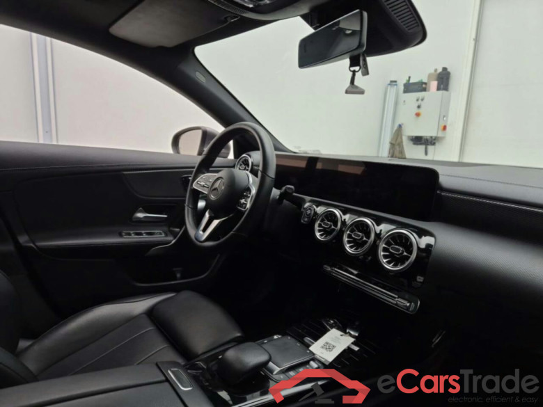 Mercedes CLA 180i SB Progressive Pano LED-Multibeam Burmester Widescreen Ambient Navi Sport-Leather KeylessGo Camera Klima PDC ... #6