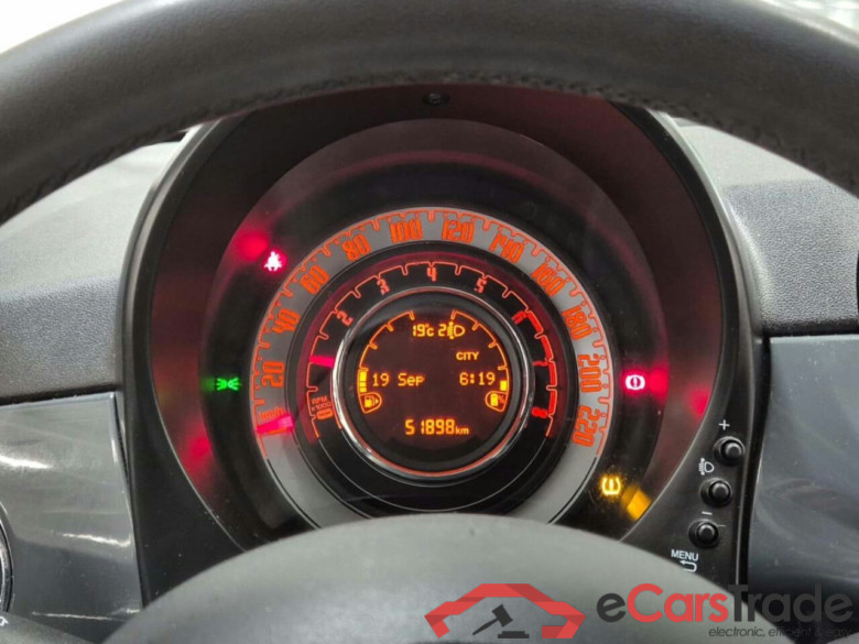 FIAT 500 C 1.0 Hybrid Dolcevita #6