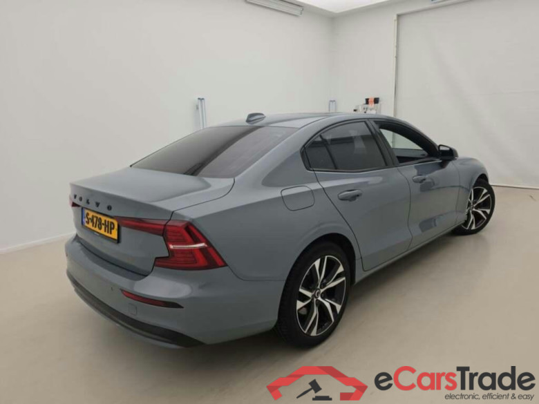 VOLVO S60 2.0 B3 Ult. Dark #2