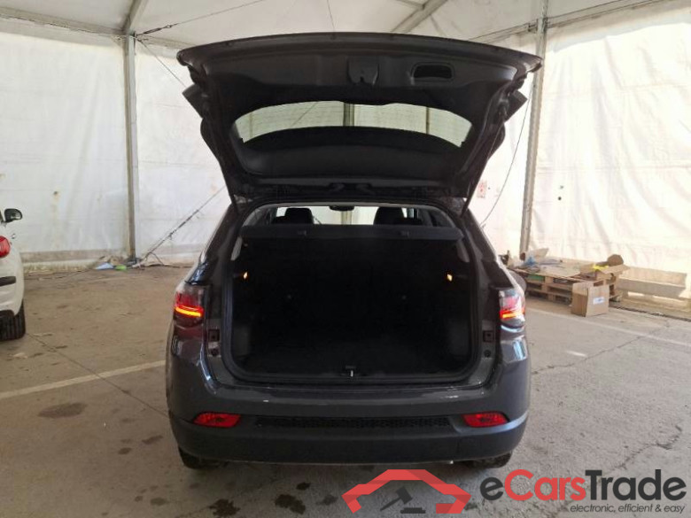 JEEP COMPASS / 2021 / 5P / SUV 1.5 TURBO MHEV T4 96KW BUSINESS #4