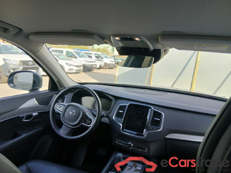 VOLVO XC90 / 2019 / 5P / todoterreno 2.0 T8 AWD Recharge Inscription Exp Auto #3
