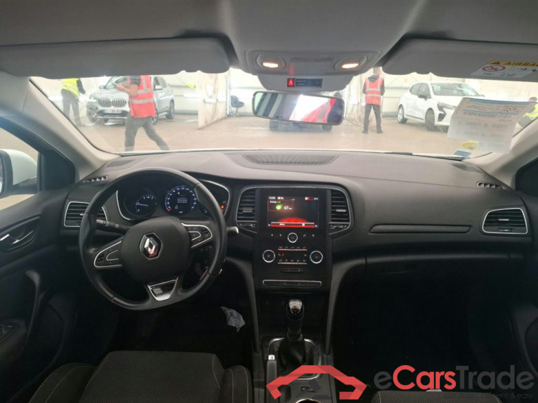 Megane IV Berline 5pt. Société Air Nav 1.5 dCi 90CV BVM6 E6 #5