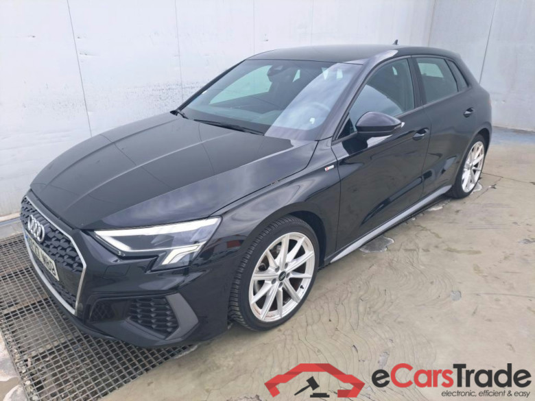 AUDI A3 / 2020 / 5P / berlina con portón Sportback S line 30 TFSI 81kW S tronic #1