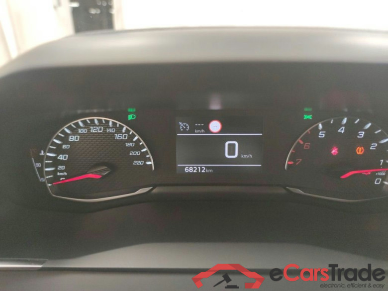 Peugeot 208 1.2 PureTech 75 MAN5 S&S Active Pack 5d #6