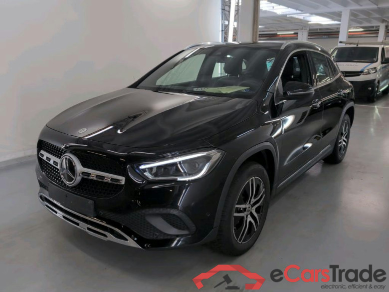 MERCEDES-BENZ GLA 1.3 GLA 250 E DCT BUSINESS SOLUTION #1