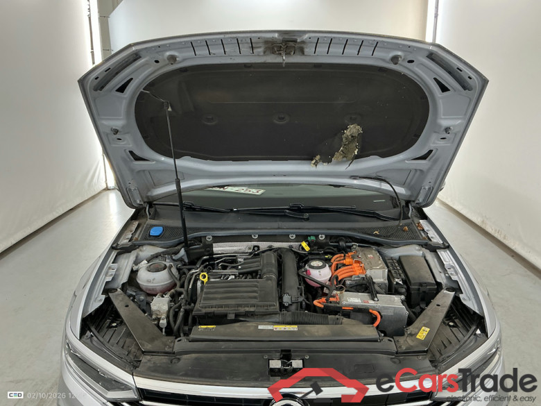VOLKSWAGEN PASSAT VARIANT 1.4 TSI MSQ VARIANT GTE BUSINESS #6