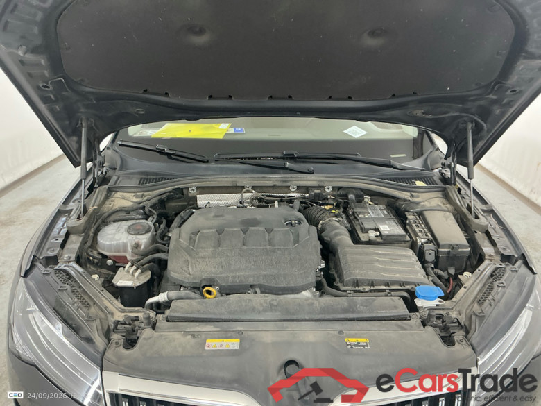 SKODA SUPERB COMBI DIESEL - 2019 2.0 CR TDi Ambition #6