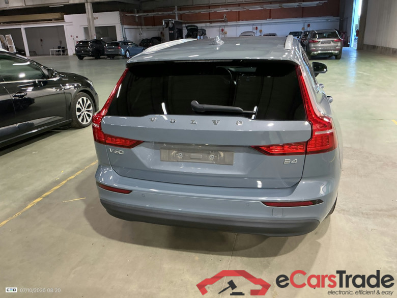 VOLVO V60 2.0 B4 D MHEV CORE AUTO #5