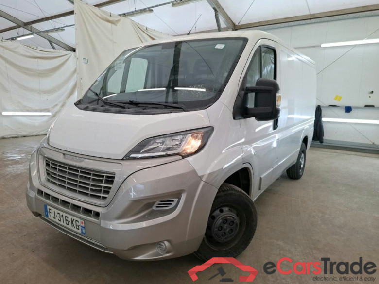 PEUGEOT Boxer / 2014 / 4P / Fourgon tôlé BLUEHDI 110 PREMIUM 333 L1H1