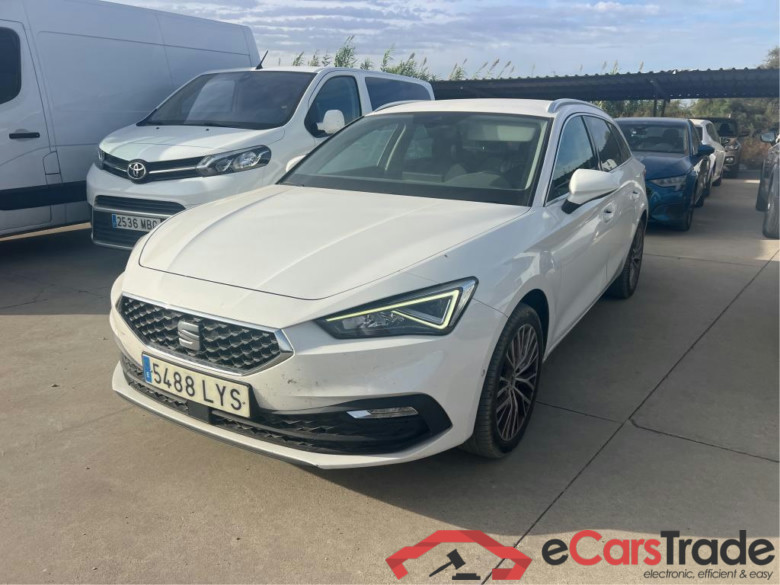 SEAT Nuevo León / 2020 / 5P / familiar SP 1.5 eTSI 110kW DSG S&S Xcellence Go L #1