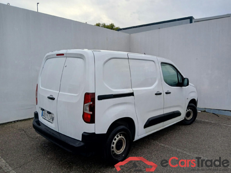 PEUGEOT Partner / 2018 / 3P / furgón derivado de turismo Pro Standard 600kg BlueHDi 73kW (AC) #2