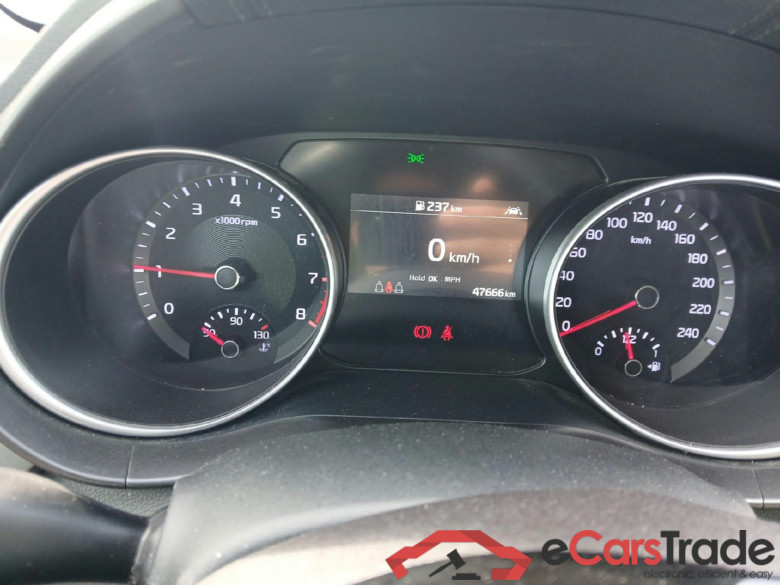 KIA XCeed / 2019 / 5P / todoterreno 1.0 T-GDi Drive 88kW (120CV) #4