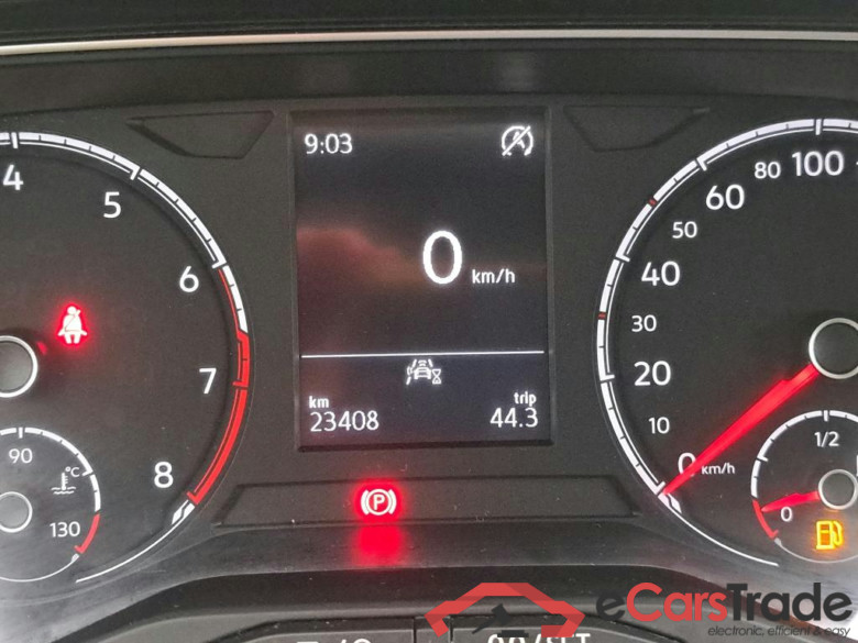 VOLKSWAGEN Polo / 2017 / 5P / berlina con portón United 1.0 TSI 81kW (110CV)(SP) #5