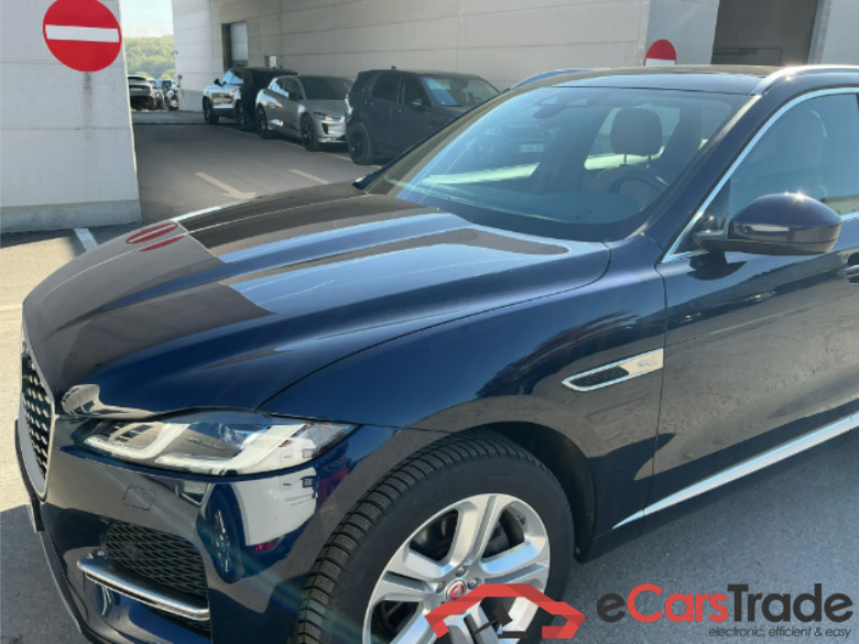 Jaguar F-Pace 2.0 D165 Mild-Hybrid AWD Aut. Pano LED Navi-Pro Leather KeylessGo Camera Klima PDC ... #1