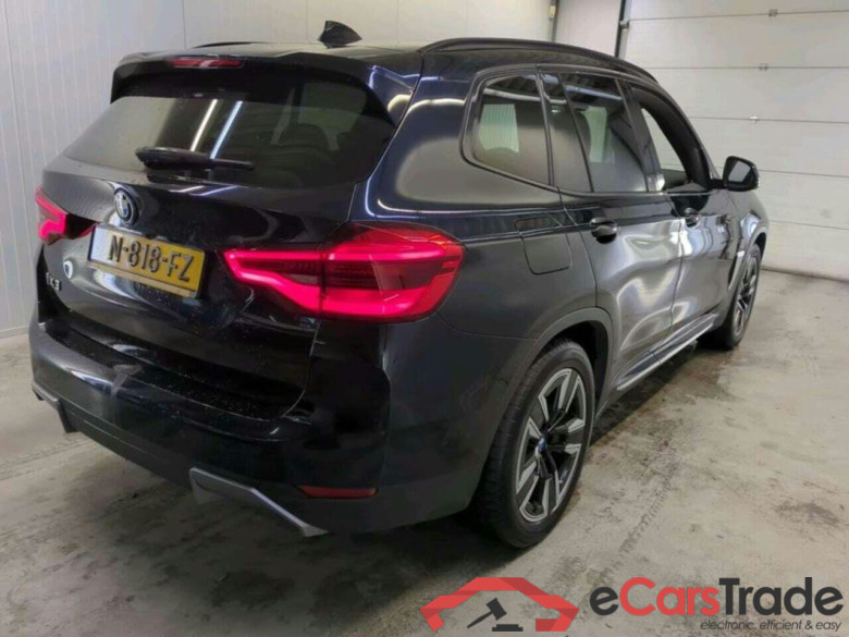 BMW iX3 Executive #2