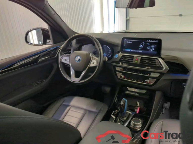 BMW iX3 Executive #3